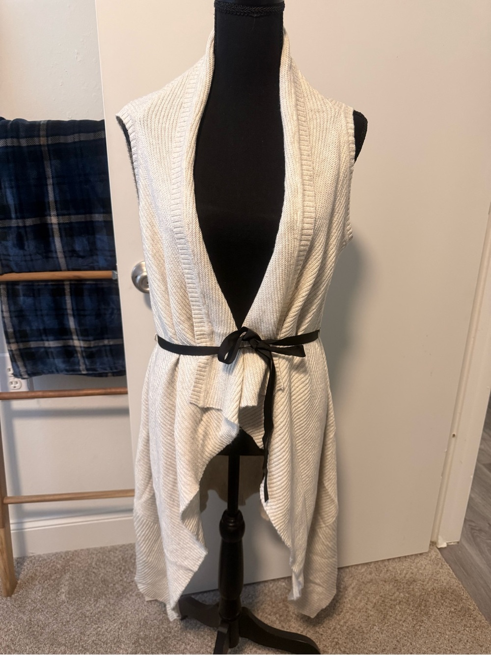 NWT Cream Sleeveless Open Front Drape Cardigan